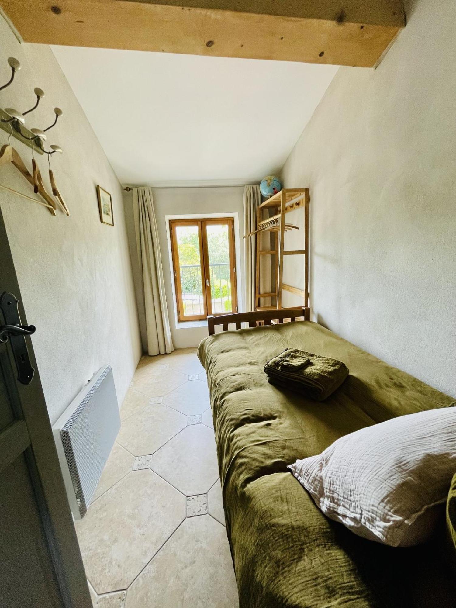 Le Domaine De La Tuilerie - Gite De Charme En Bord De Riviere Avec Piscine Servies-en-Val Room photo